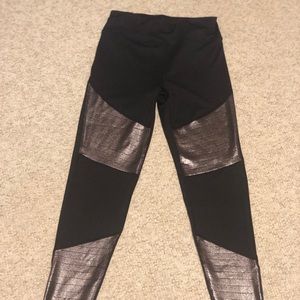 Women's High Waisted High Shine Sports Leggings